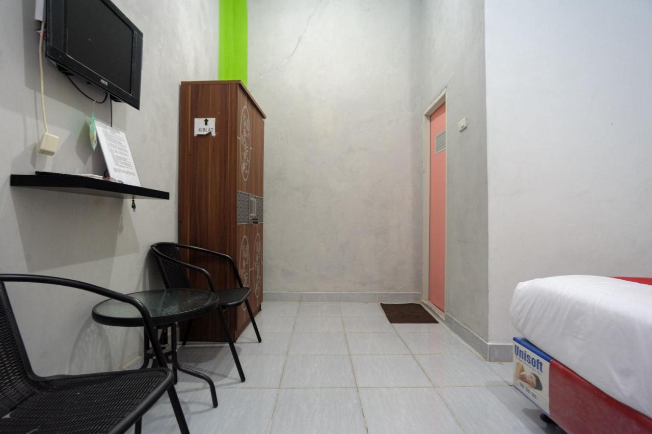 Reddoorz Syariah Near Rs Advent Bandar Lampung Hotel Kültér fotó